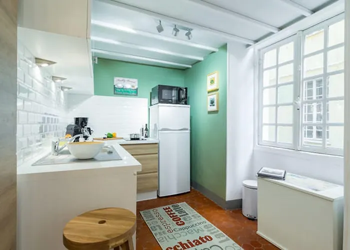 Le Colonna - Grand En Duplex, Refait A Neuf, Vieux-nice Old Town Apartmán