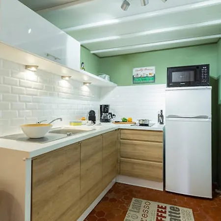 Le Colonna - Grand Studio En Duplex, Refait A Neuf, Vieux-nice Old Town *